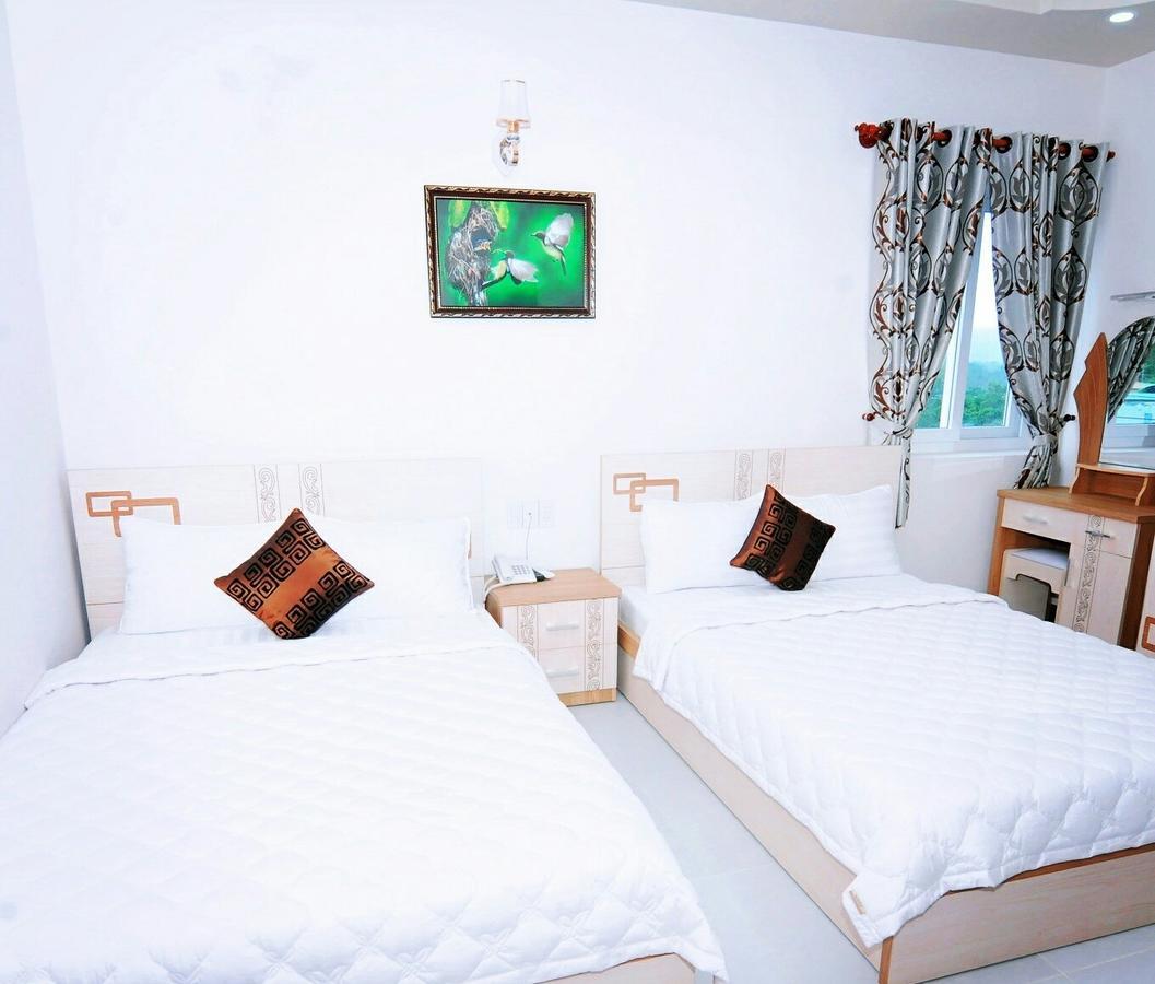 Jiny Tran Hotel Duong Dong  外观 照片