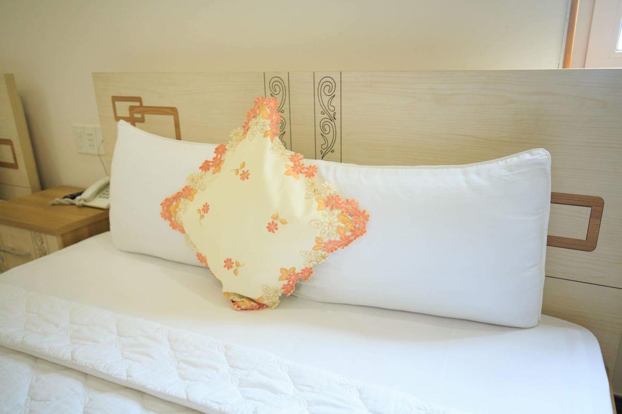 Jiny Tran Hotel Duong Dong  外观 照片