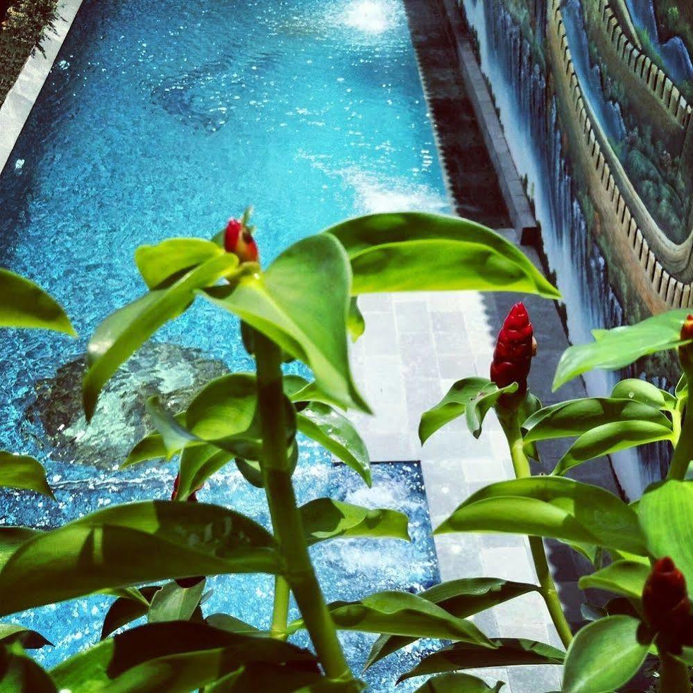 Jiny Tran Hotel Duong Dong  外观 照片