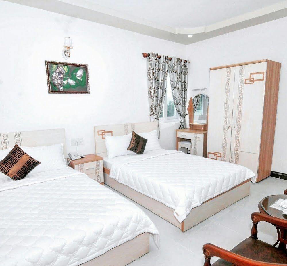 Jiny Tran Hotel Duong Dong  外观 照片