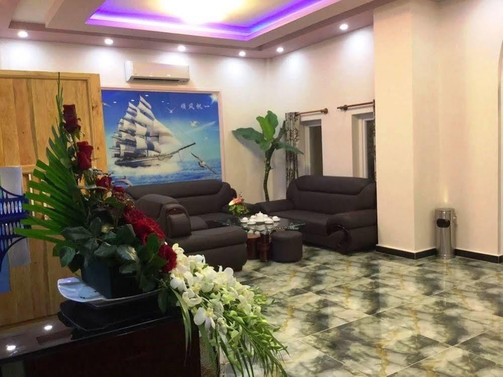 Jiny Tran Hotel Duong Dong  外观 照片