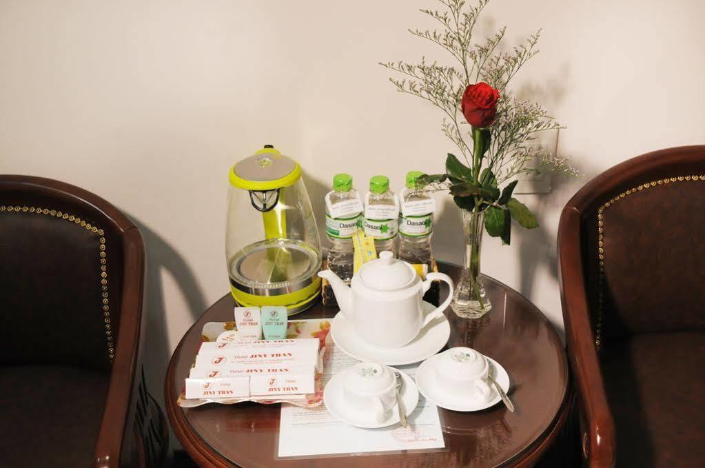 Jiny Tran Hotel Duong Dong  外观 照片